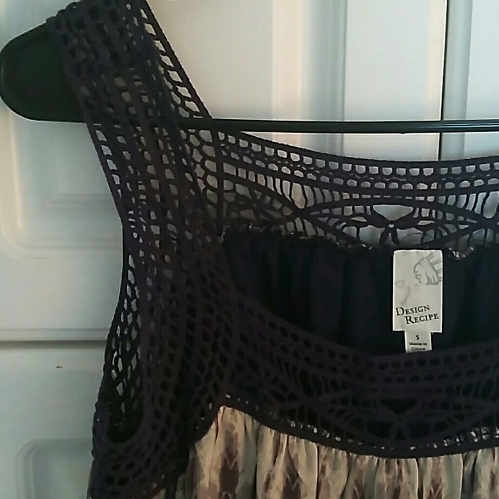 Dress - Picture 2 of 3